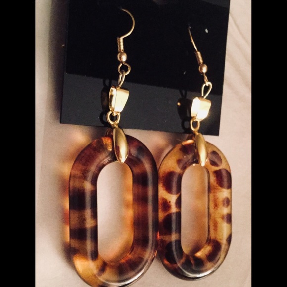 MariMeg Curio Closet Jewelry - 18K Gold Plated Tortoise Shell Print Earrings
